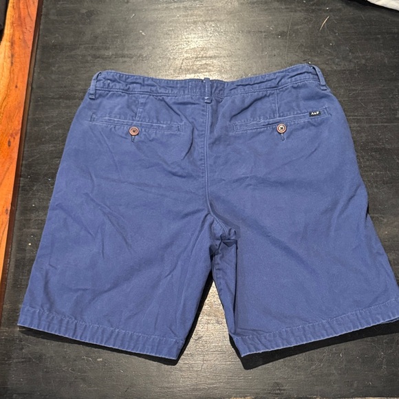 Abercrombie & Fitch Men's Navy Flat Front Shorts - Picture 4 of 5